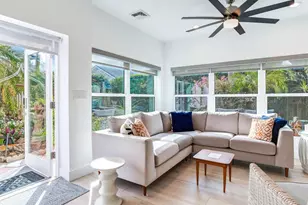 246 22nd Ave NE, Saint Petersburg, FL 33704 - Photo 10