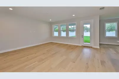 3616 W Platt Street, Tampa, FL 33609 - Photo 8