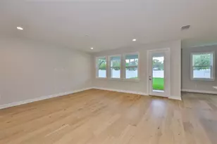 3616 W Platt St, Tampa, FL 33609 - Photo 8