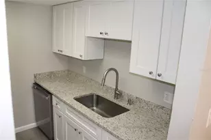 4725 Joseph Ct, Tampa, FL 33614 - Photo 14