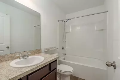 34847 Daisy Meadow Loop, Zephyrhills, FL 33541 - Photo 22