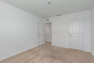 34847 Daisy Meadow Loop, Zephyrhills, FL 33541 - Photo 24