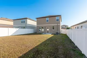 34847 Daisy Meadow Loop, Zephyrhills, FL 33541 - Photo 28