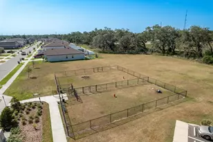 34847 Daisy Meadow Loop, Zephyrhills, FL 33541 - Photo 32