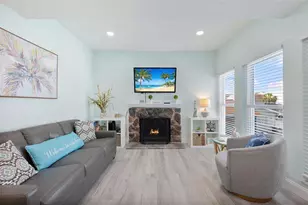 337 Rex Pl, Madeira Beach, FL 33708 - Photo 4