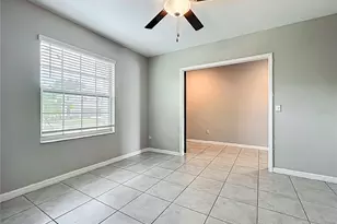 1876 Colding Dr, Ruskin, FL 33570 - Photo 8