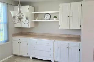 2360 World Pkwy Blvd, Clearwater, FL 33763 - Photo 8