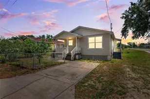 3801 Carroway St, Tampa, FL 33619 - Photo 2