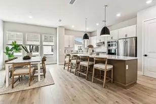 7236 Sutton Ln, Sarasota, FL 34240 - Photo 14