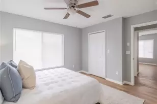 2032 Fluorshire Dr, Brandon, FL 33511 - Photo 8