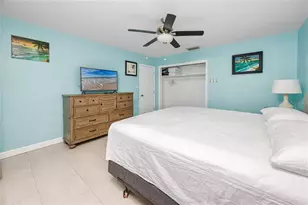 11215 3rd St E, Treasure Island, FL 33706 - Photo 16