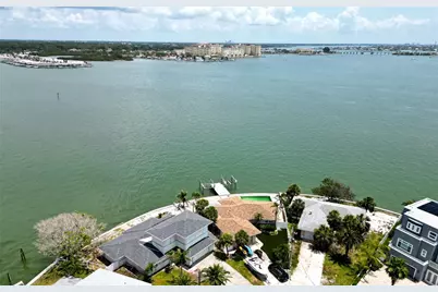 16003 5th Street E, Redington Beach, FL 33708 - Photo 16