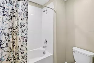 9616 Lemon Drop Loop, Sun City Center, FL 33573 - Photo 42