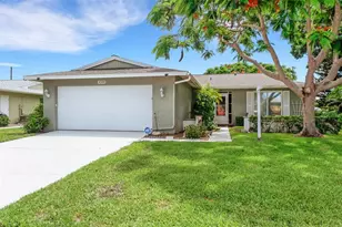 4500 Great Lakes Dr S, Clearwater, FL 33762 - Photo 2