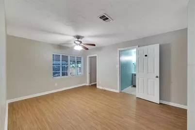 6110 N Suwanee Avenue, Tampa, FL 33604 - Photo 30