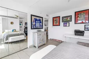 1120 N Shore Dr NE, Saint Petersburg, FL 33701 - Photo 20
