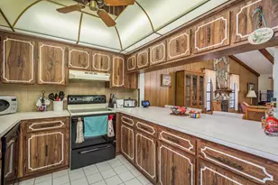 9910 Eagles Point Cir, Port Richey, FL 34668 - Photo 14