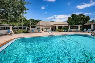 5967 Terrace Park Dr N, Saint Petersburg, FL 33709 - Photo 30