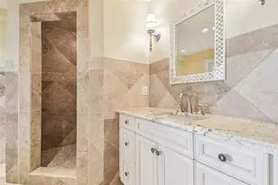 5810 Mariner St, Tampa, FL 33609 - Photo 76