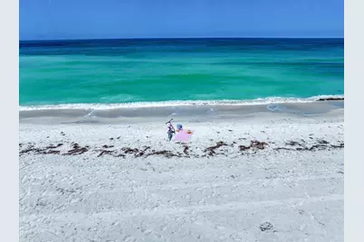 1070 Eldorado Avenue, Clearwater Beach, FL 33767 - Photo 8