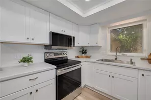 2370 Weymouth Dr, Clearwater, FL 33764 - Photo 12