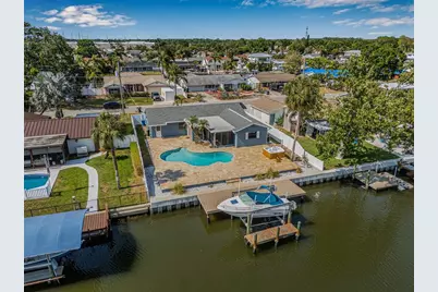 8722 Thornwood Lane, Tampa, FL 33615 - Photo 2