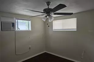 7307 50th Ave N, Saint Petersburg, FL 33709 - Photo 14