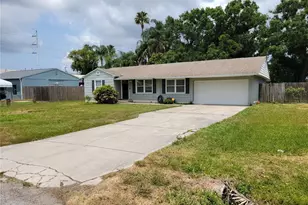 2701 47th Ave N, Saint Petersburg, FL 33714 - Photo 1