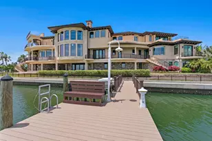 100 Sands Pt Dr, Tierra Verde, FL 33715 - Photo 4