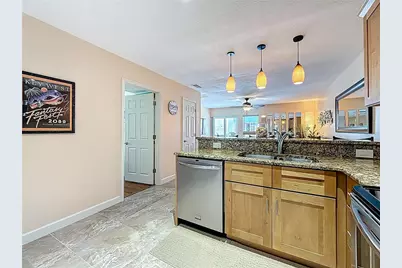 230 Medallion Boulevard #G, Madeira Beach, FL 33708 - Photo 8