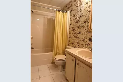 6306 Waterfront Lane, Zephyrhills, FL 33542 - Photo 20