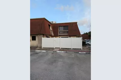 8114 Oak Trace Way #D, Tampa, FL 33634 - Photo 2