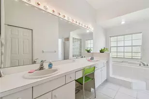 5001 Queen Palm Terrace NE, Saint Petersburg, FL 33703 - Photo 62