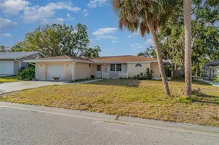 504 Casas Bonitas Dr, Nokomis, FL 34275 - Photo 2