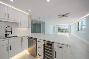 1400 Gulf Blvd, Clearwater Beach, FL 33767 - Photo 4