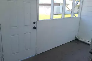 10704 N 15th Streets, Tampa, FL 33612 - Photo 10