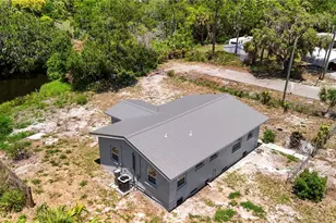 11009 Spivey Rd, Gibsonton, FL 33534 - Photo 8