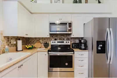 4032 Salem Square Court, Palm Harbor, FL 34685 - Photo 14