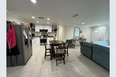 7102 Reindeer Road, Tampa, FL 33619 - Photo 8