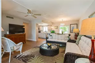 527 Cape Coral Pkwy W, Cape Coral, FL 33914 - Photo 10