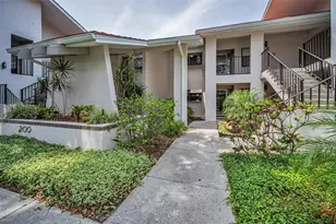 300 S Florida Ave, Tarpon Springs, FL 34689 - Photo 4