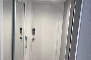 880 Mandalay Ave, Clearwater Beach, FL 33767 - Photo 4