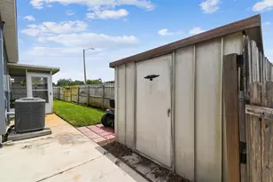 6246 Bandura Ave, New Port Richey, FL 34653 - Photo 28