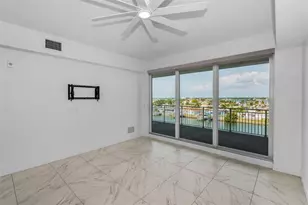 125 Island Way, Clearwater Beach, FL 33767 - Photo 6