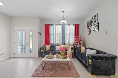 19212 Sunlake Boulevard, Lutz, FL 33558 - Photo 8
