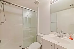 6105 Bahia Del Mar Cir, Saint Petersburg, FL 33715 - Photo 24