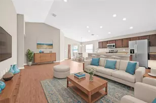 6937 Gideon Cir, Zephyrhills, FL 33541 - Photo 2