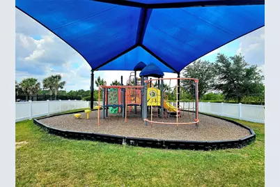 6937 Gideon Circle, Zephyrhills, FL 33541 - Photo 32