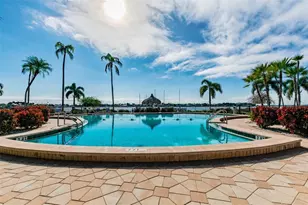 4900 Brittany Dr S, Saint Petersburg, FL 33715 - Photo 46