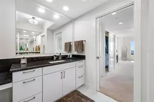 1325 Snell Isle Blvd NE, Saint Petersburg, FL 33704 - Photo 30
